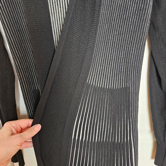 Lapis Womens Long Black White Accordian Pleated Boho Cardigan Sweater Size L - Picture 7 of 12